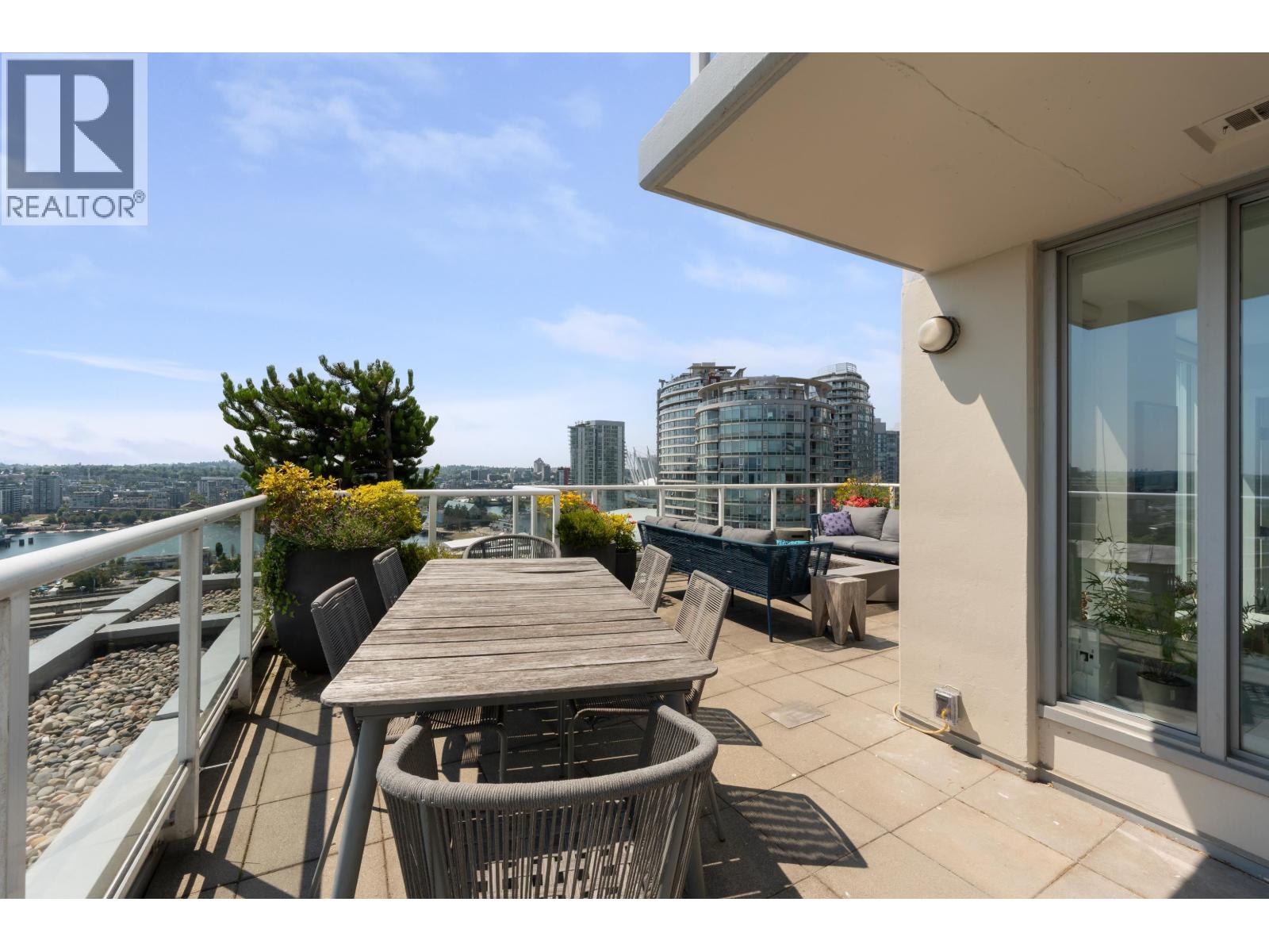 2405 550 Taylor Street, Vancouver, British Columbia  V6B 1R1 - Photo 22 - R3156843