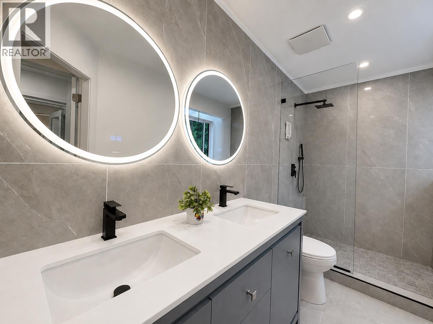 1741 Rufus Drive, North Vancouver, British Columbia  V7J 3L8 - Photo 14 - R3156858