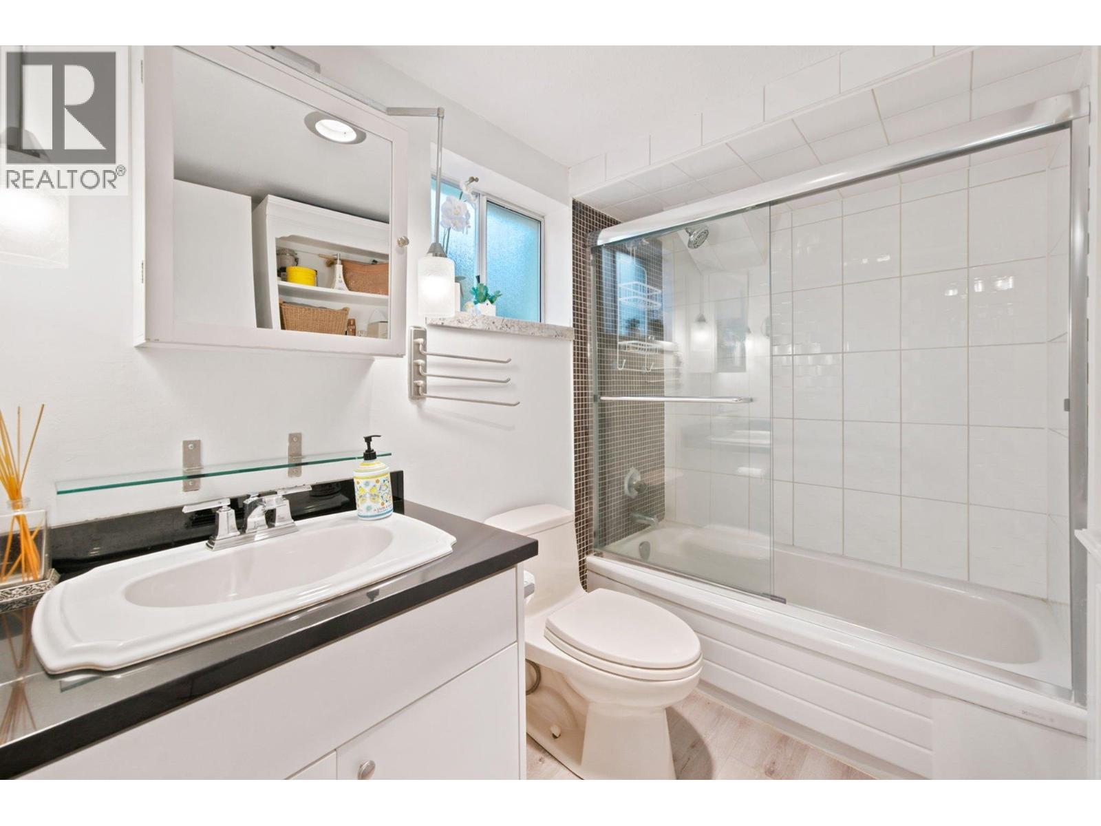 829 Eighth Avenue, New Westminster, British Columbia  V3M 2R4 - Photo 22 - R3156859