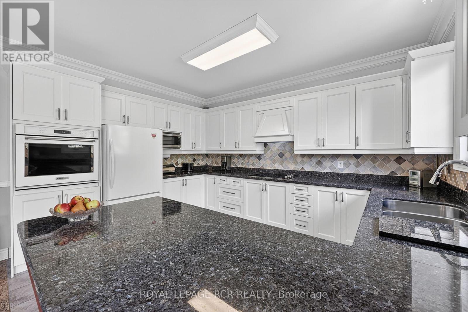 14 Tranmer Road, Whitchurch-Stouffville, Ontario  L4A 3J1 - Photo 9 - N13688650