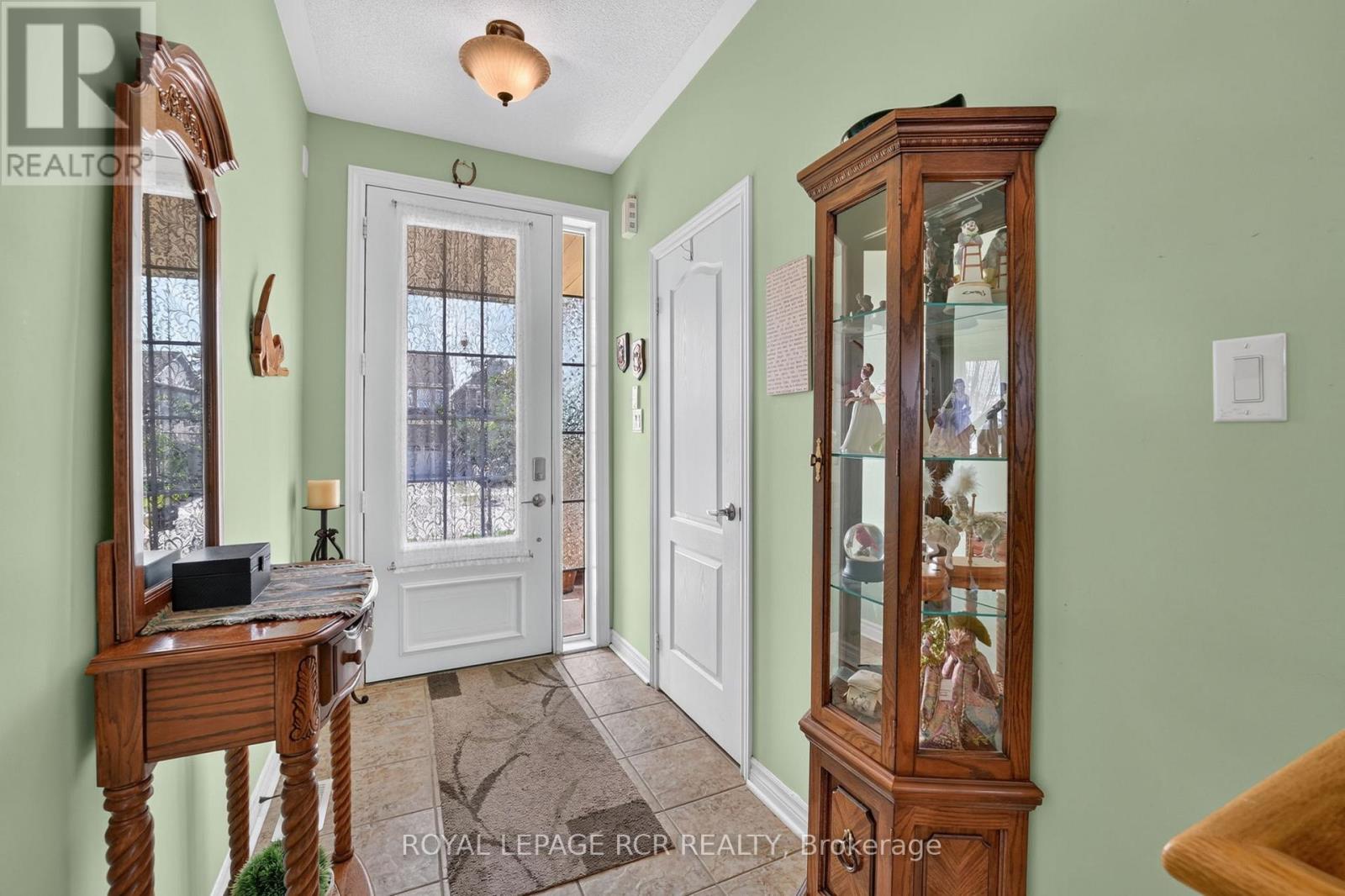 64 Legion Way, Essa (Angus), Ontario  L0M 1B5 - Photo 8 - N13688718