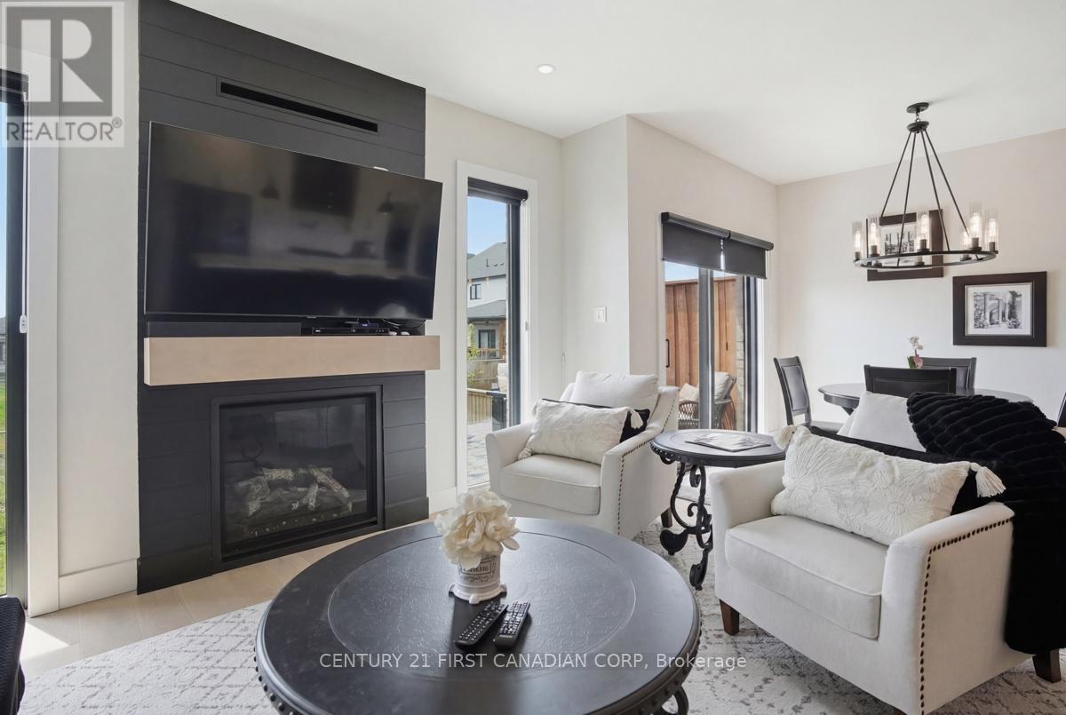 31 Briscoe Crescent, Strathroy-Caradoc, Ontario  N6H 0G3 - Photo 11 - X13686594