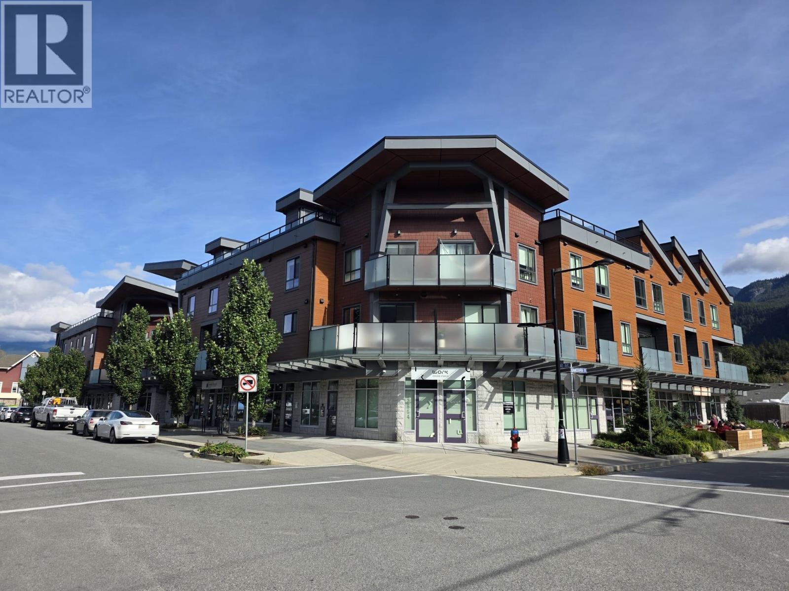37834-37838 THIRD AVENUE, Squamish, British Columbia