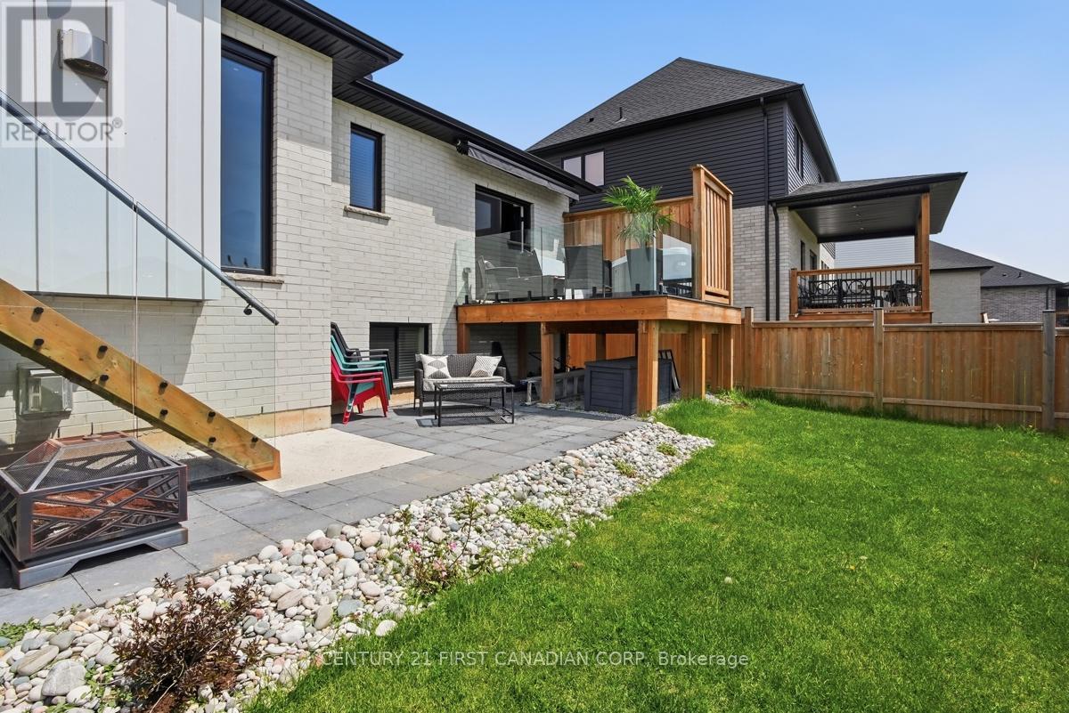 31 Briscoe Crescent, Strathroy-Caradoc, Ontario  N6H 0G3 - Photo 44 - X13686594