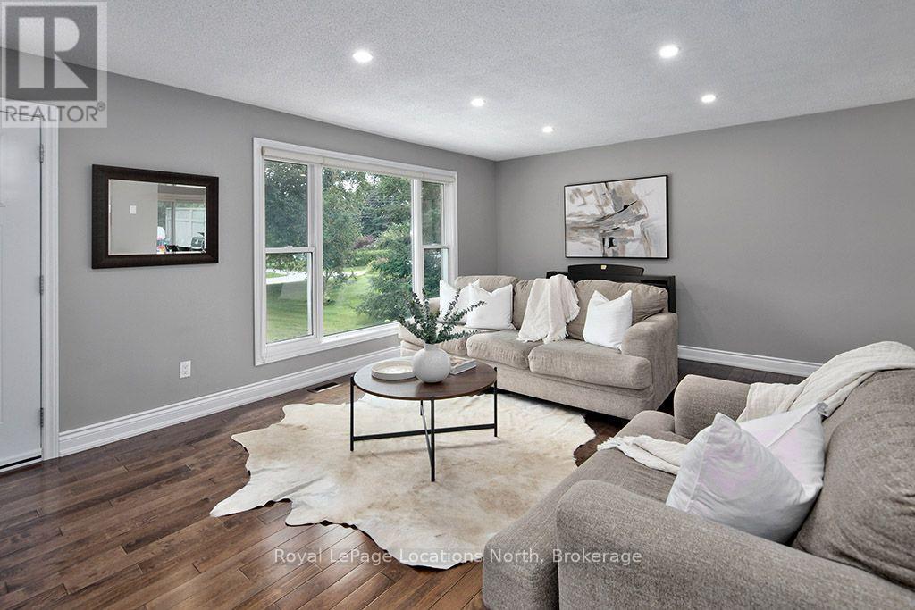 124 Greenfield Drive, Meaford, Ontario N4L 1W6 - Photo 3 - X13688706