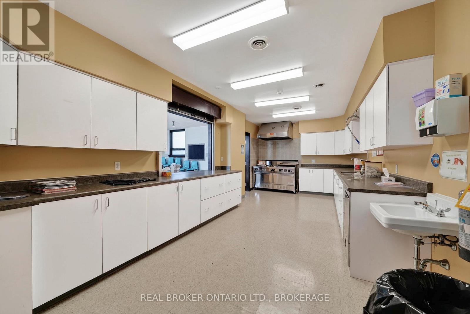 500 York Street, Cornwall, Ontario  K6J 3Z8 - Photo 12 - X13688672
