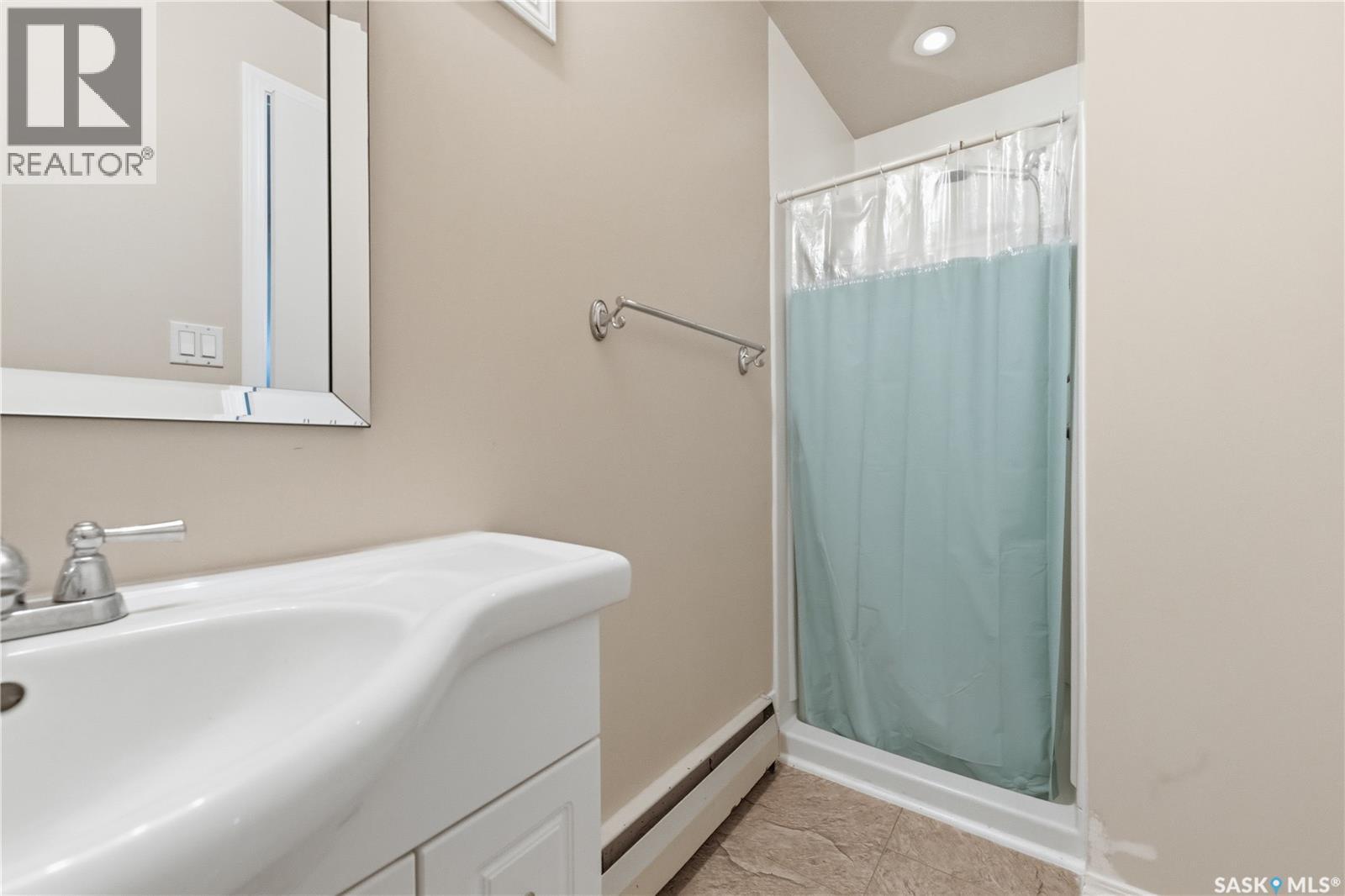 25 Qu'appelle Drive W, Lumsden, Saskatchewan  S0G 3C0 - Photo 7 - SK040893