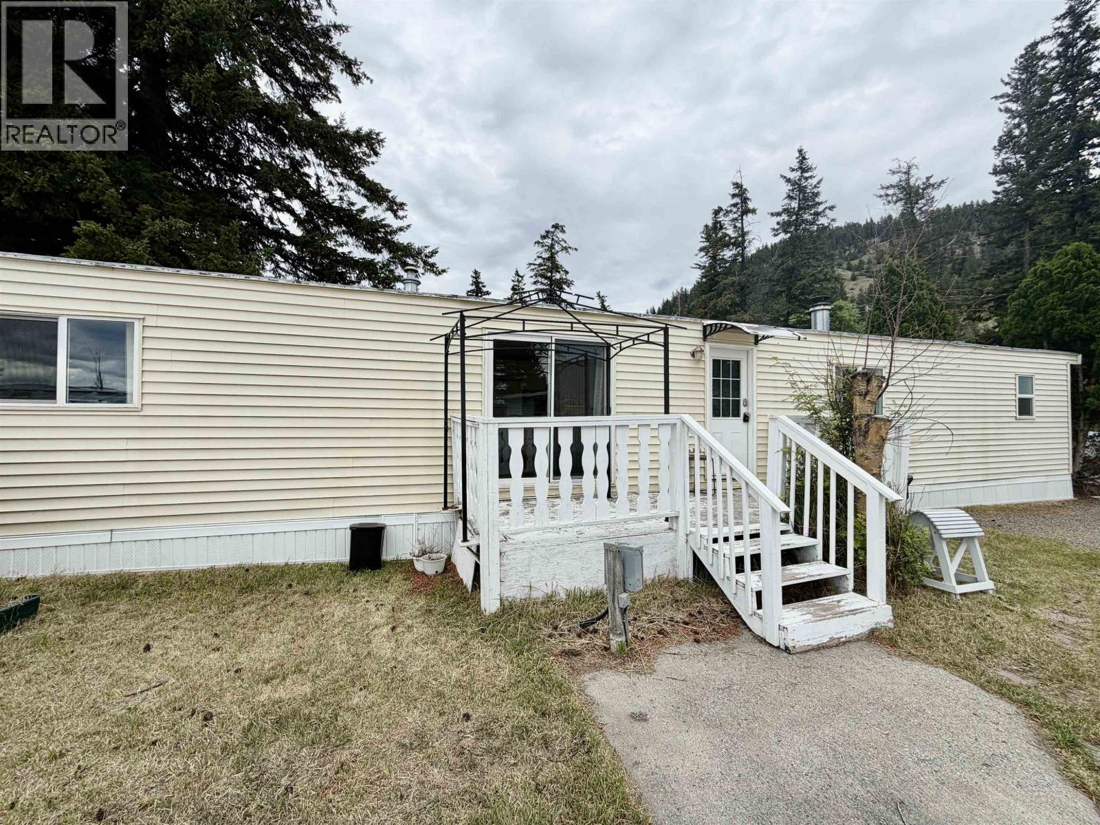 77 770 N 11th Avenue, Williams Lake, British Columbia  V2G 2M4 - Photo 2 - R3141521
