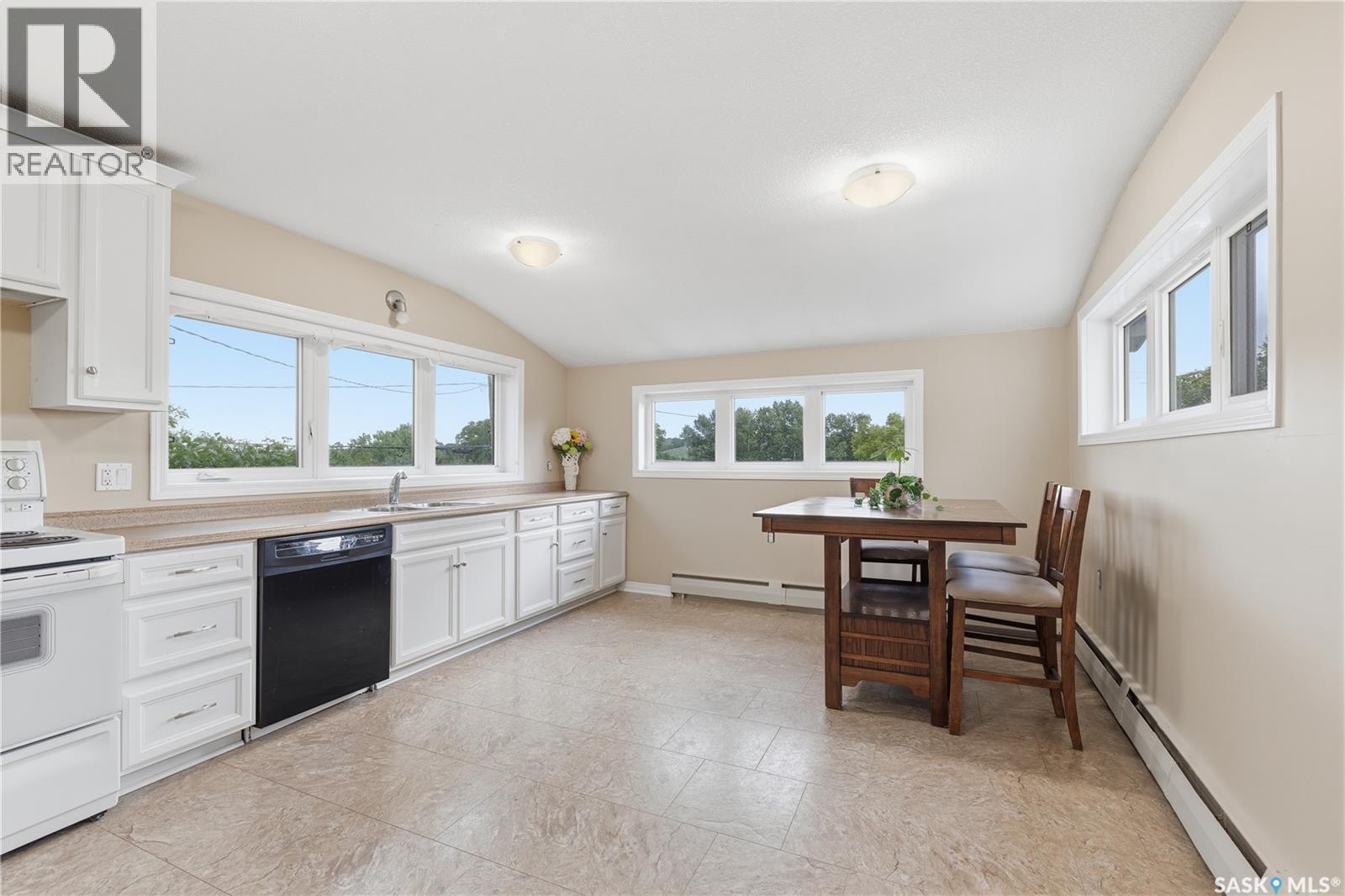25 Qu'appelle Drive W, Lumsden, Saskatchewan  S0G 3C0 - Photo 14 - SK040893