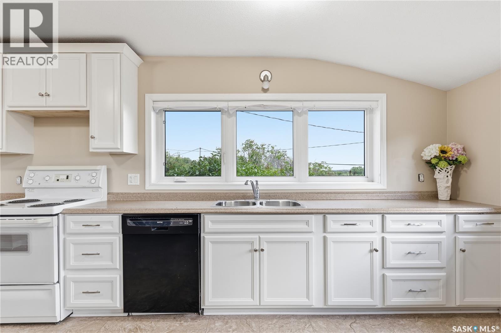 25 Qu'appelle Drive W, Lumsden, Saskatchewan  S0G 3C0 - Photo 16 - SK040893