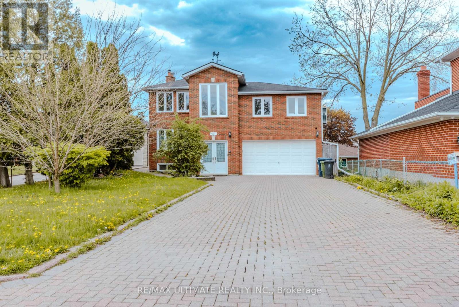 UPPER - 83 BURR AVENUE