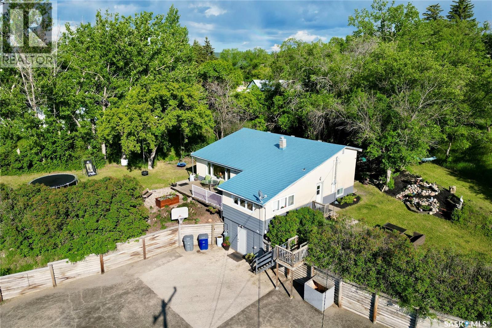 25 Qu'Appelle DRIVE W, Lumsden, Saskatchewan