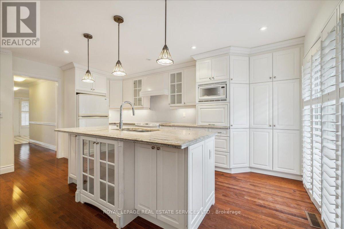 172 River Oaks Boulevard E, Oakville, Ontario  L6H 5N7 - Photo 11 - W13688678