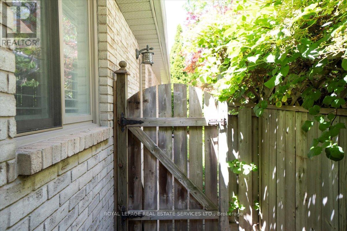 172 River Oaks Boulevard E, Oakville, Ontario  L6H 5N7 - Photo 35 - W13688678
