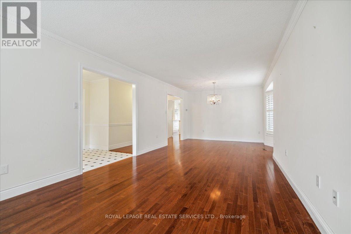 172 River Oaks Boulevard E, Oakville, Ontario  L6H 5N7 - Photo 6 - W13688678