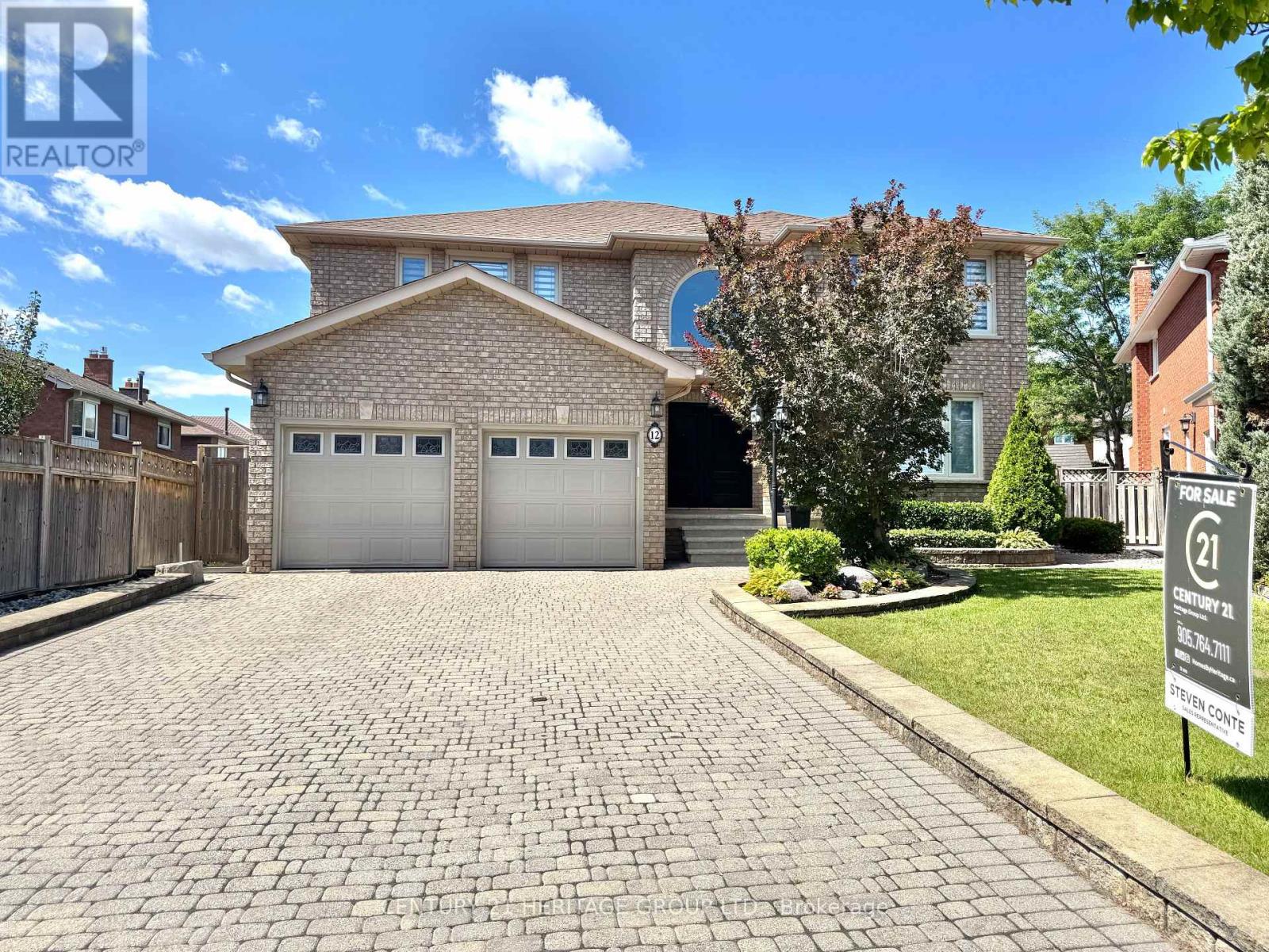 12 Lavinio Court, Vaughan, Ontario  L6A 1V8 - Photo 2 - N13678750