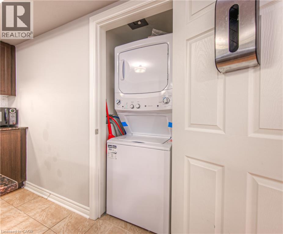 2420 Baronwood Drive Unit# 32-01, Oakville, Ontario  L6M 0X6 - Photo 17 - 40856481
