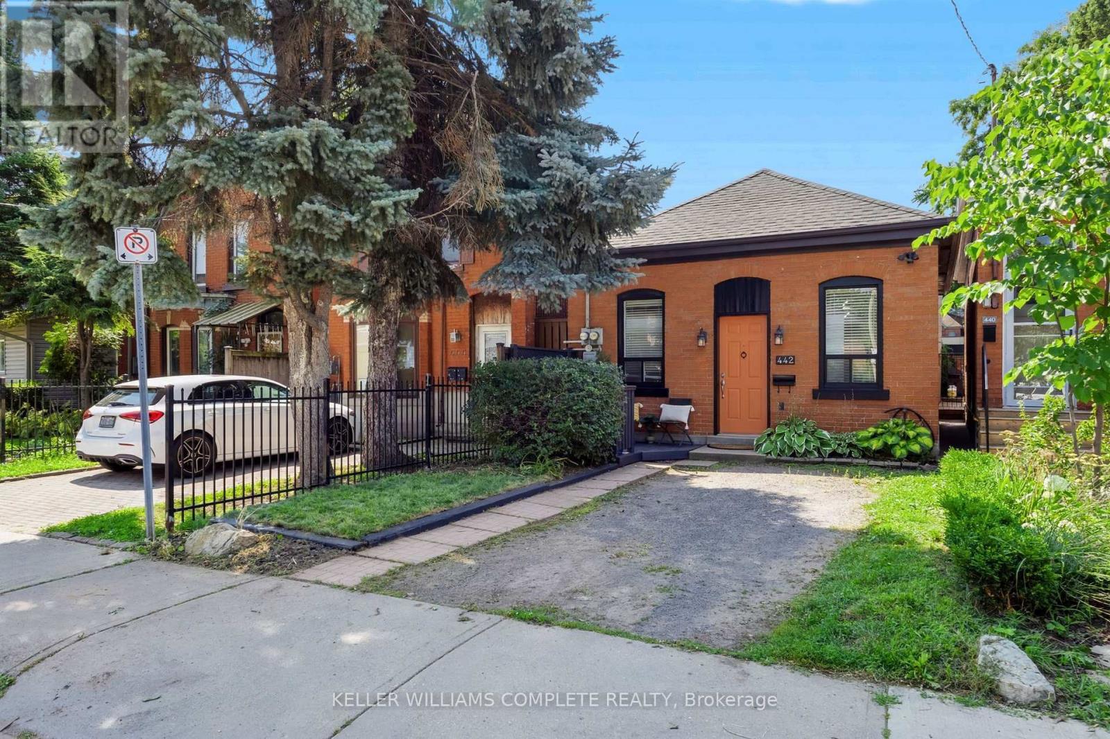 442 King William Street, Hamilton, Ontario  L8L 1P9 - Photo 2 - X13688630