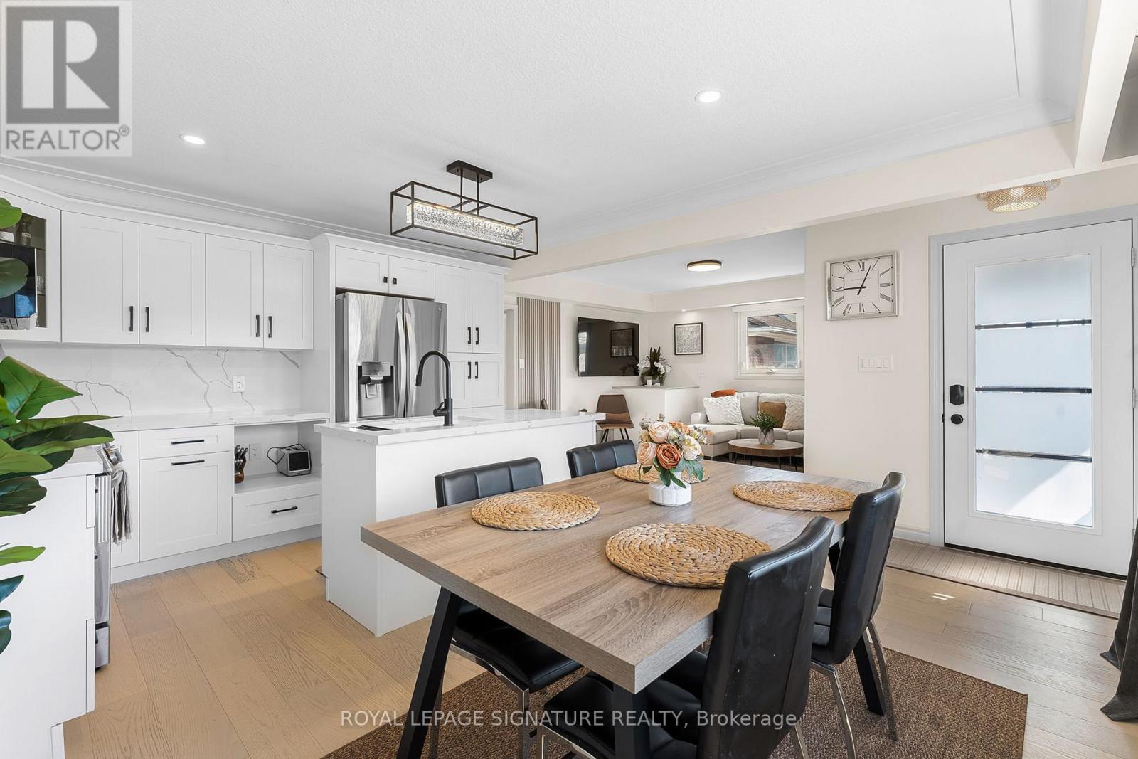 Upper - 111 Eastchester Avenue N, St. Catharines, Ontario  L2P 2Y9 - Photo 7 - X13688692