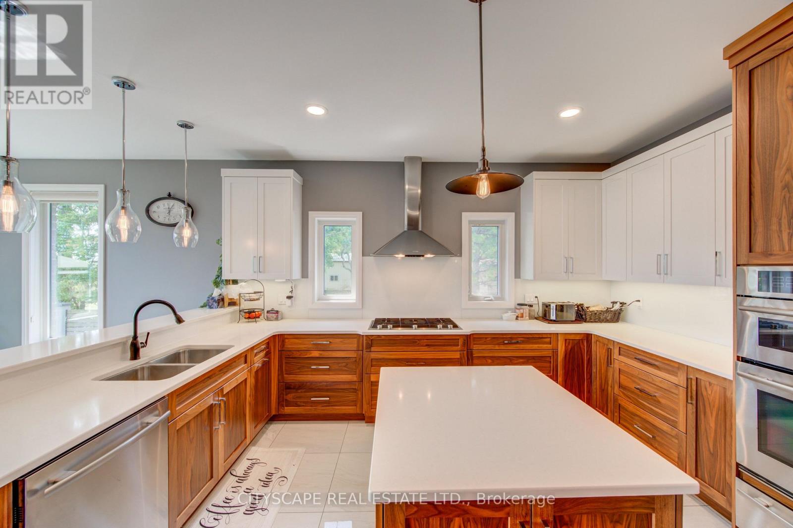11630 Imperial Road, Malahide, Ontario  N5H 2R3 - Photo 13 - X13688704