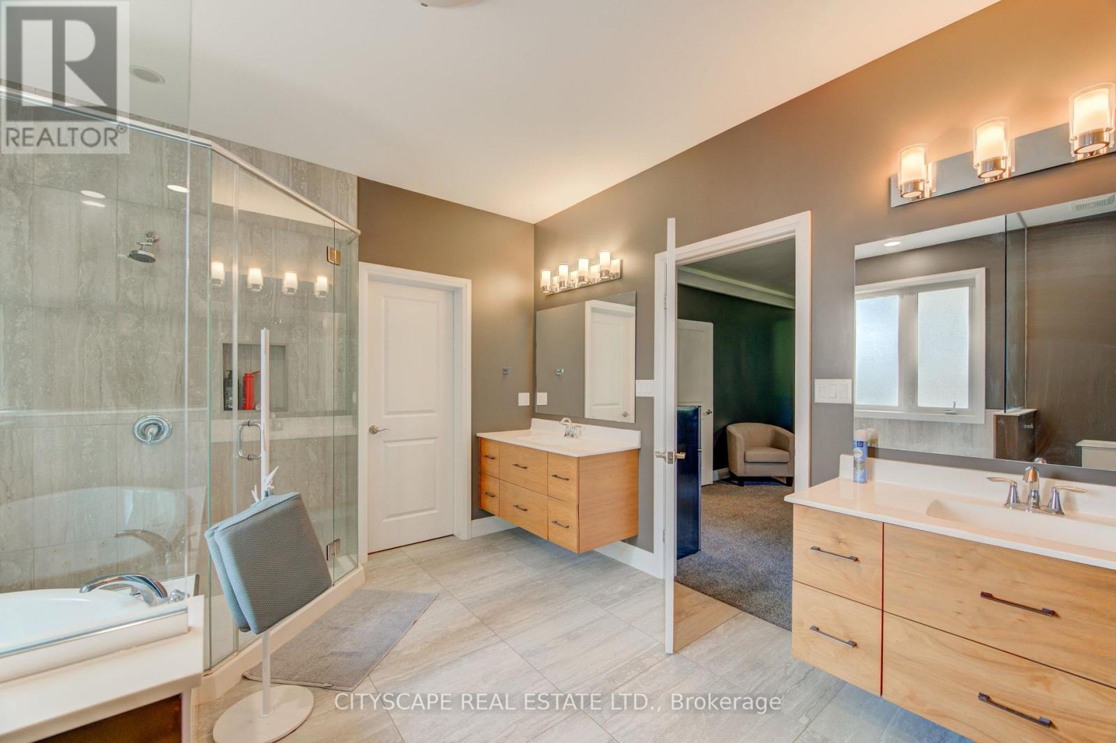 11630 Imperial Road, Malahide, Ontario  N5H 2R3 - Photo 18 - X13688704