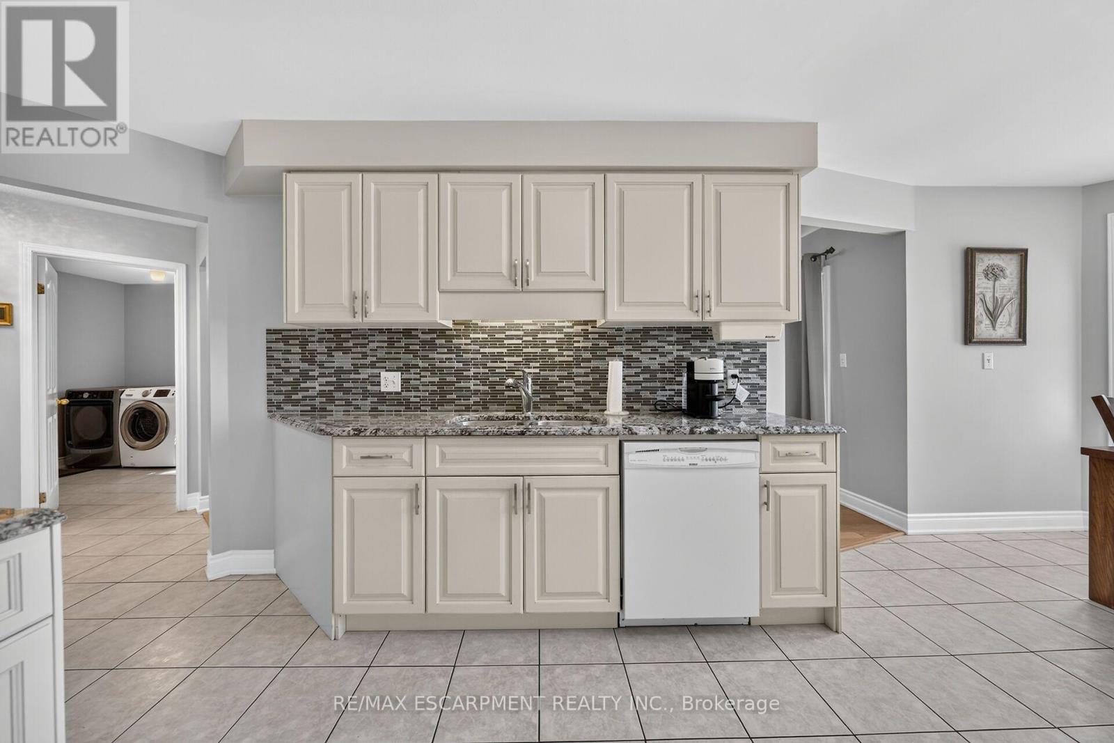 42 Hillgarden Drive, Hamilton, Ontario  L8J 3R3 - Photo 11 - X13688728