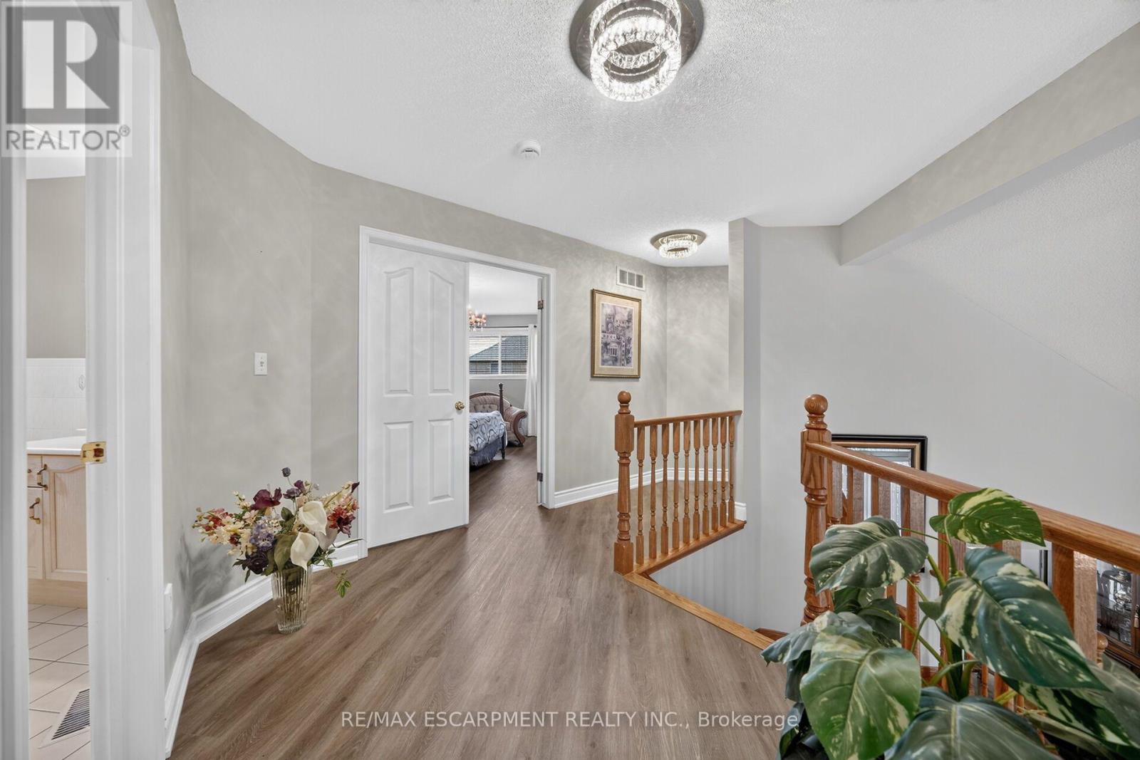 42 Hillgarden Drive, Hamilton, Ontario  L8J 3R3 - Photo 27 - X13688728