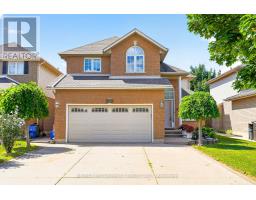 42 HILLGARDEN DRIVE, Hamilton, Ontario