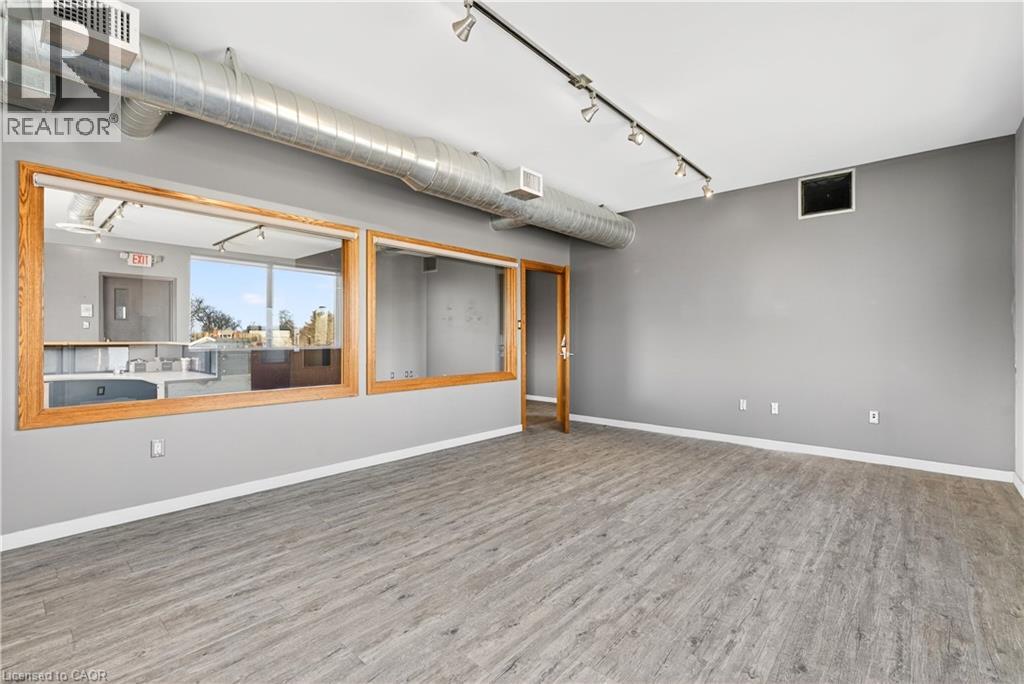 435 York Boulevard Unit# Upper Floor Units, Hamilton, Ontario  L8R 3K3 - Photo 23 - 40856688