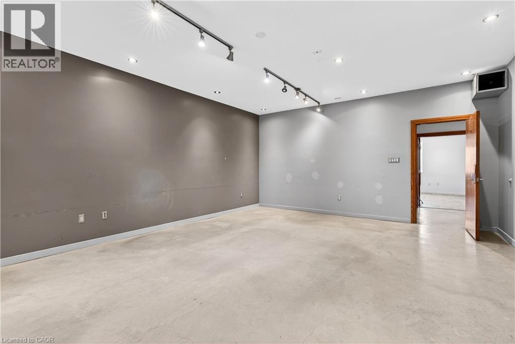 435 York Boulevard Unit# Upper Floor Units, Hamilton, Ontario  L8R 3K3 - Photo 8 - 40856688