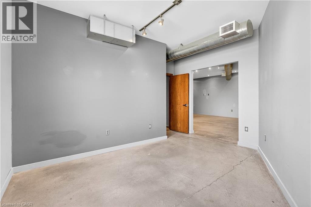 435 York Boulevard Unit# Upper Floor Units, Hamilton, Ontario  L8R 3K3 - Photo 11 - 40856688