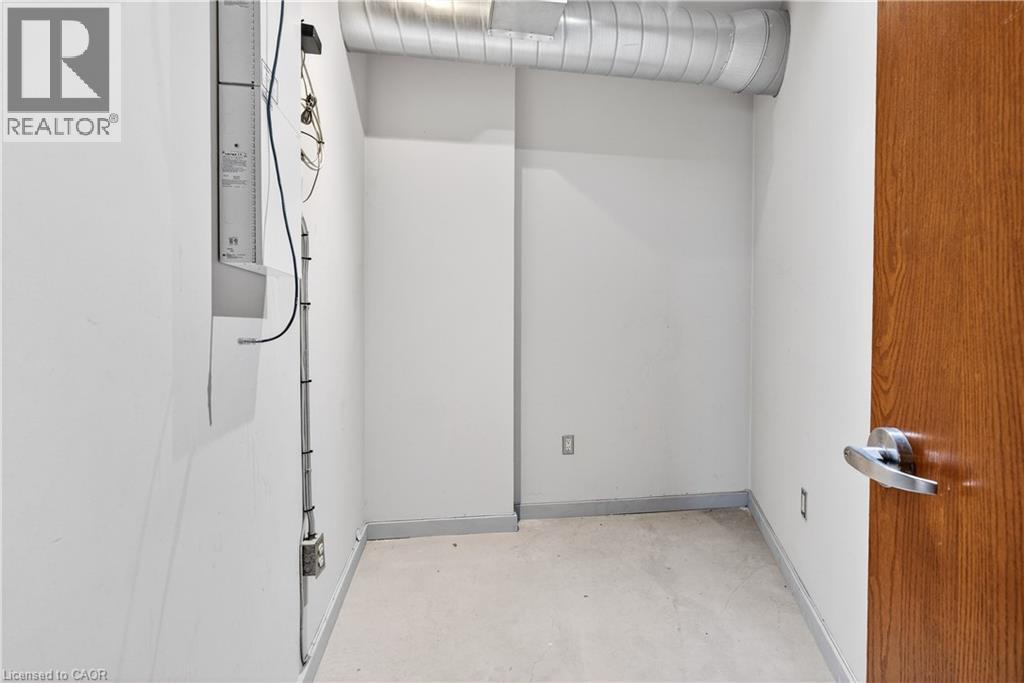 435 York Boulevard Unit# Upper Floor Units, Hamilton, Ontario  L8R 3K3 - Photo 28 - 40856688