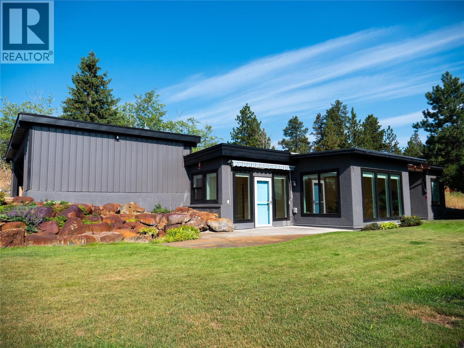 9767 & 9765 Pighin Road, Cranbrook, British Columbia