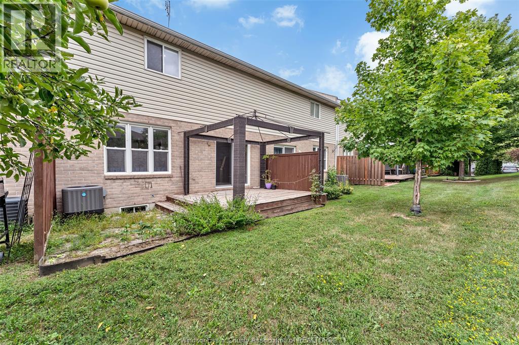 11859 Brouillette, Tecumseh, Ontario  N8N 4Z7 - Photo 12 - 26020202