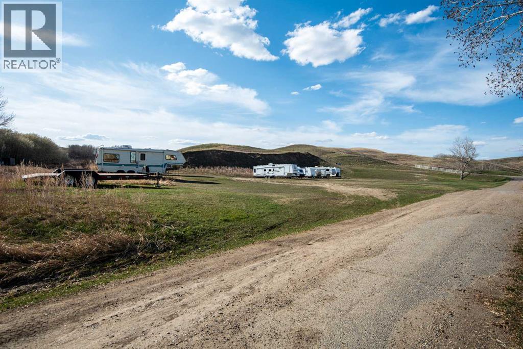 422 Elgin Avenue, Carbon, Alberta  T0M 0L0 - Photo 6 - A2270649