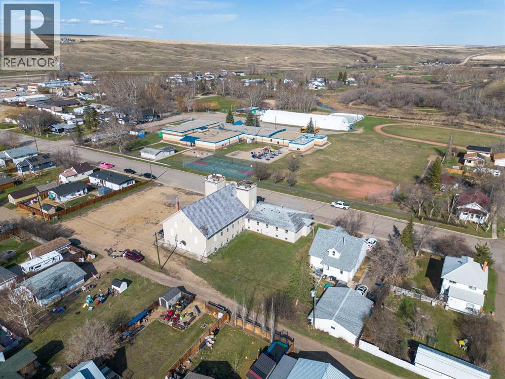 214 Bruce Avenue, Carbon, Alberta  T0M 0L0 - Photo 5 - A2270650