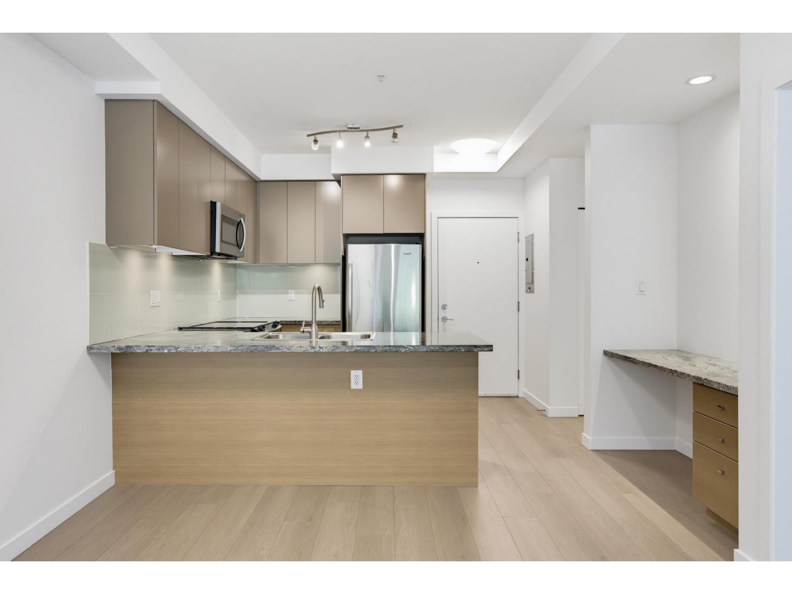 210 6420 194 Street, Surrey, British Columbia  V4N 6J7 - Photo 12 - R3156762