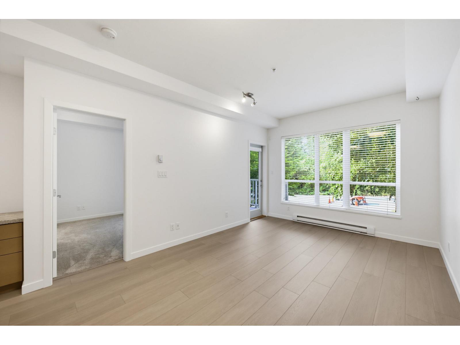 210 6420 194 Street, Surrey, British Columbia  V4N 6J7 - Photo 8 - R3156762