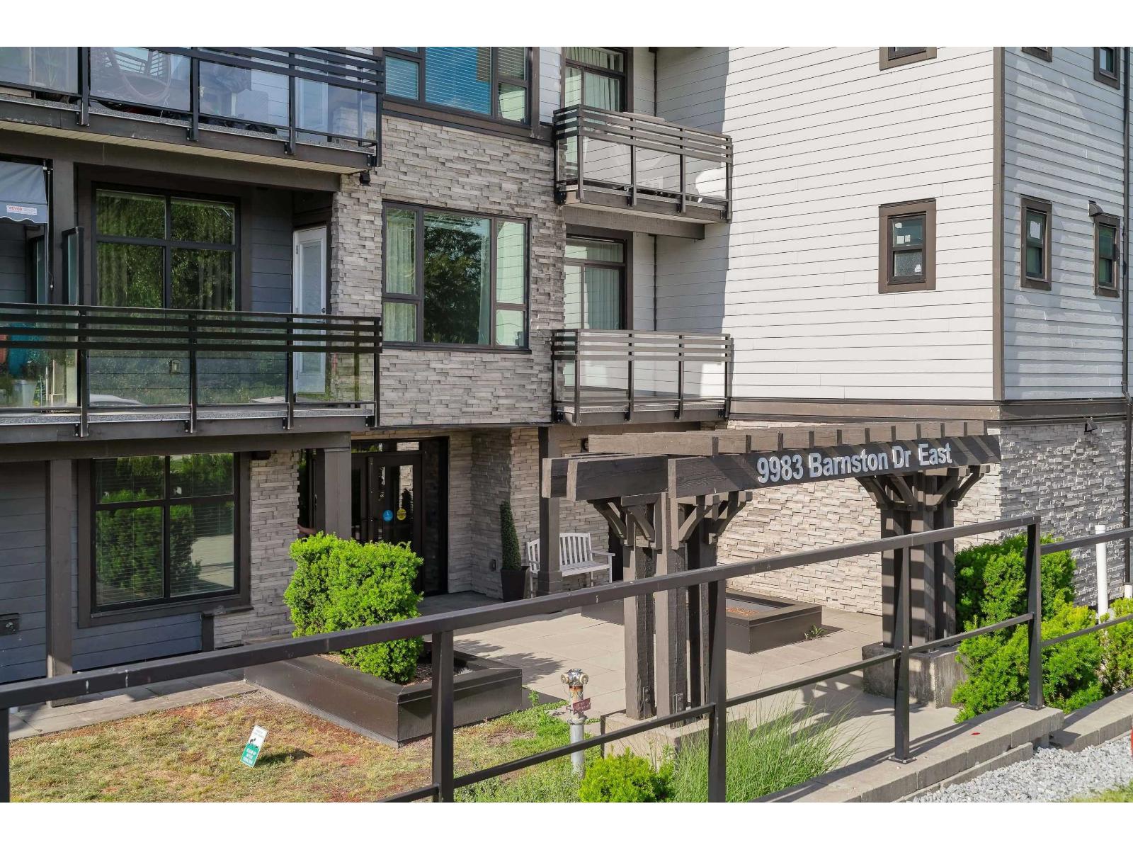 214 9983 E Barnston Drive, Surrey, British Columbia  V4N 6T3 - Photo 33 - R3156565
