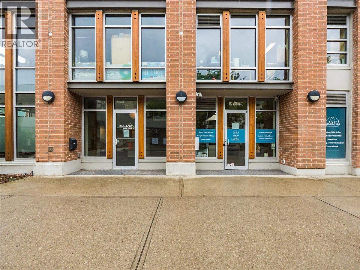 752 Vernon Street, Nelson, British Columbia  V1L 4G2 - Photo 17 - 10397541