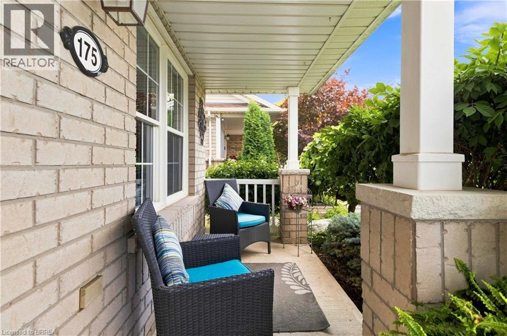 175 Blackburn Drive, Brantford, Ontario  N3T 0A2 - Photo 3 - 40855463