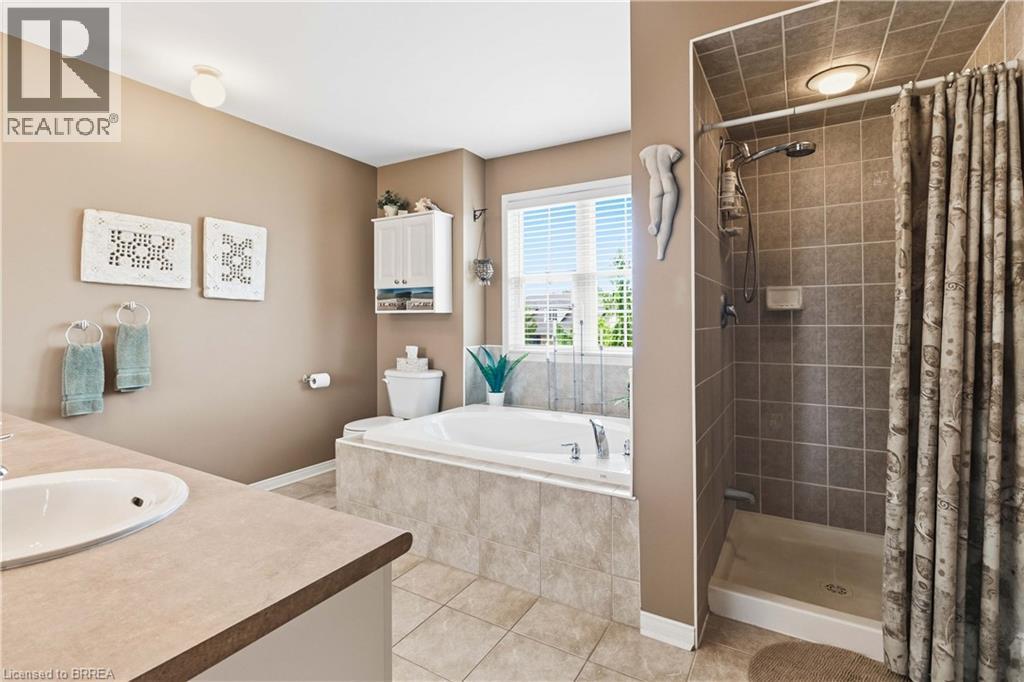 175 Blackburn Drive, Brantford, Ontario  N3T 0A2 - Photo 32 - 40855463