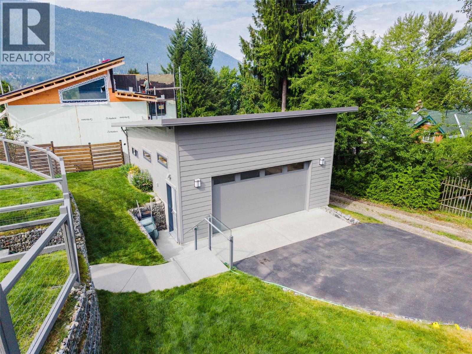 605 Delbruck Street, Nelson, British Columbia  V1L 5L8 - Photo 55 - 10398004