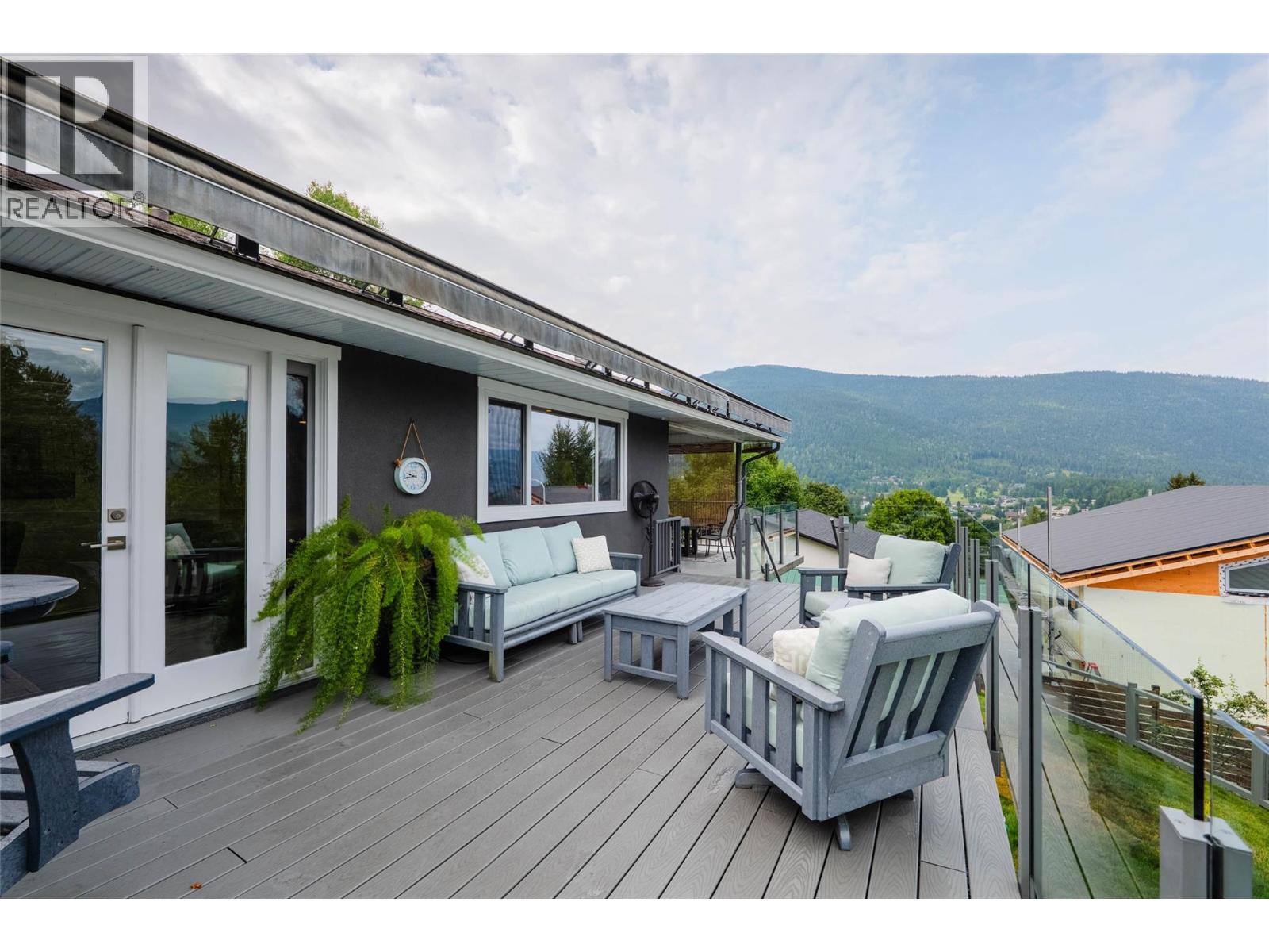 605 Delbruck Street, Nelson, British Columbia  V1L 5L8 - Photo 23 - 10398004