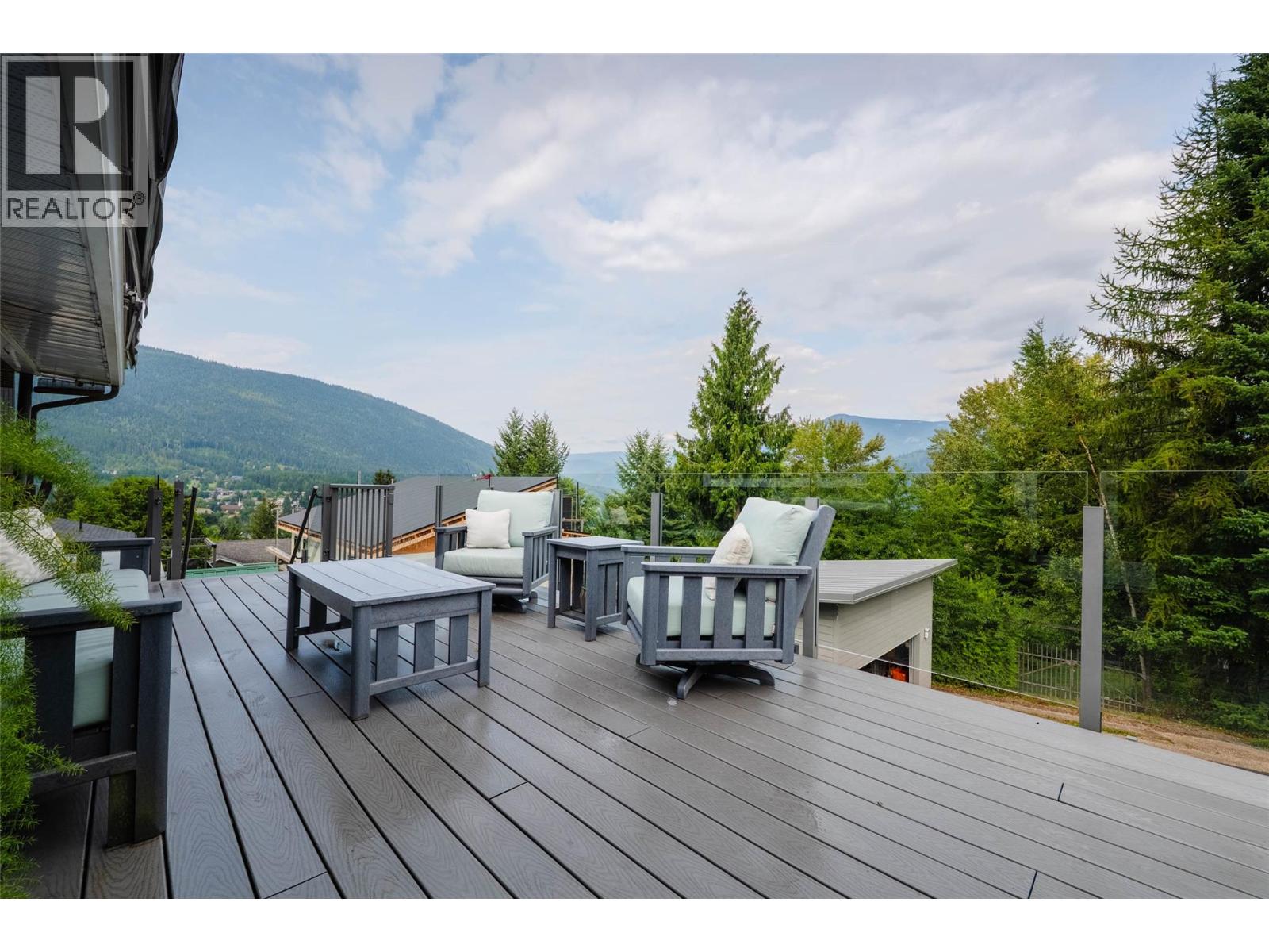 605 Delbruck Street, Nelson, British Columbia  V1L 5L8 - Photo 22 - 10398004