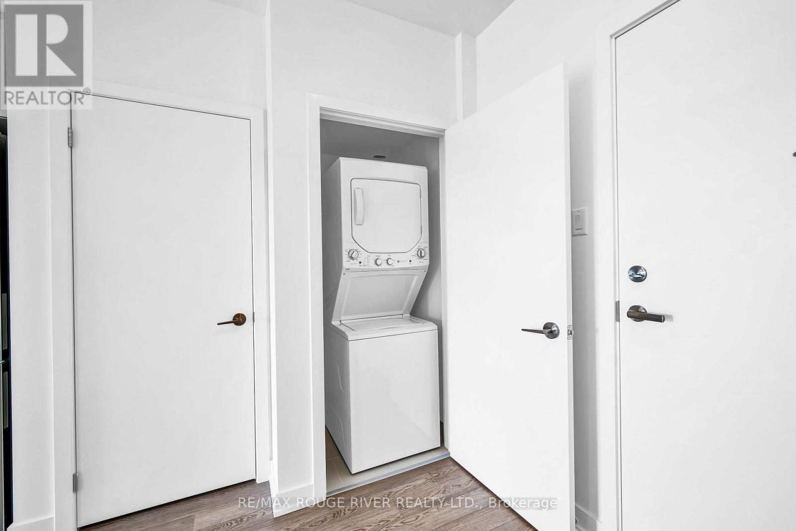 1104 - 55 Clarington Boulevard, Clarington, Ontario  L1C 7J4 - Photo 5 - E13688740