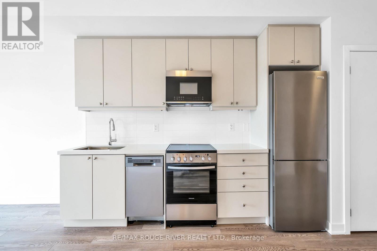 1104 - 55 Clarington Boulevard, Clarington, Ontario  L1C 7J4 - Photo 6 - E13688740