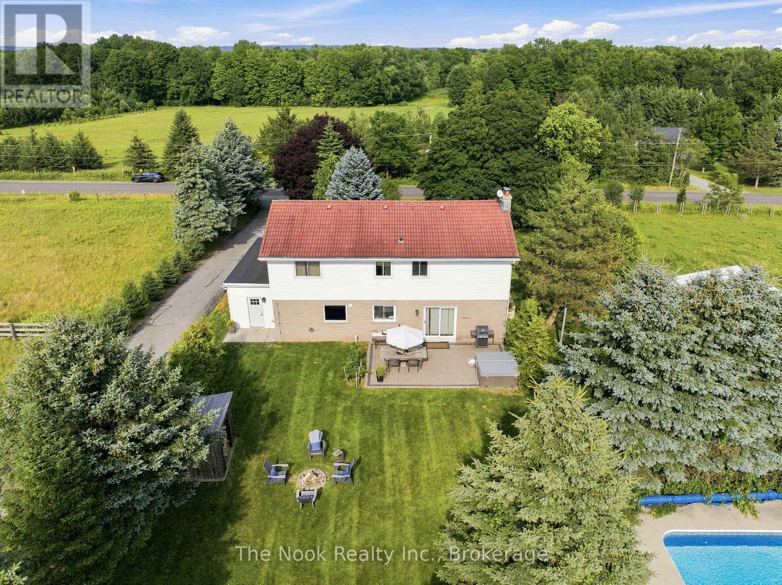 4386 Middle Road, Clarington, Ontario  L1C 6P8 - Photo 2 - E13688950
