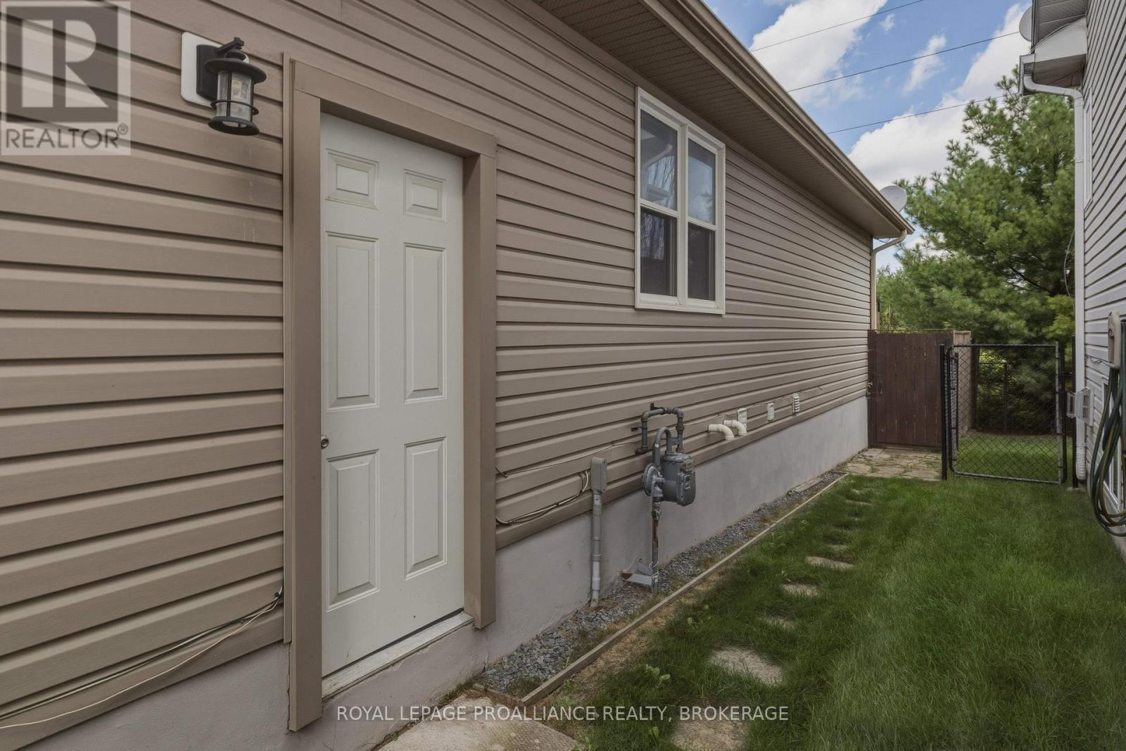 1464 Ottawa Street, Kingston, Ontario  K7P 0C2 - Photo 35 - X13688754