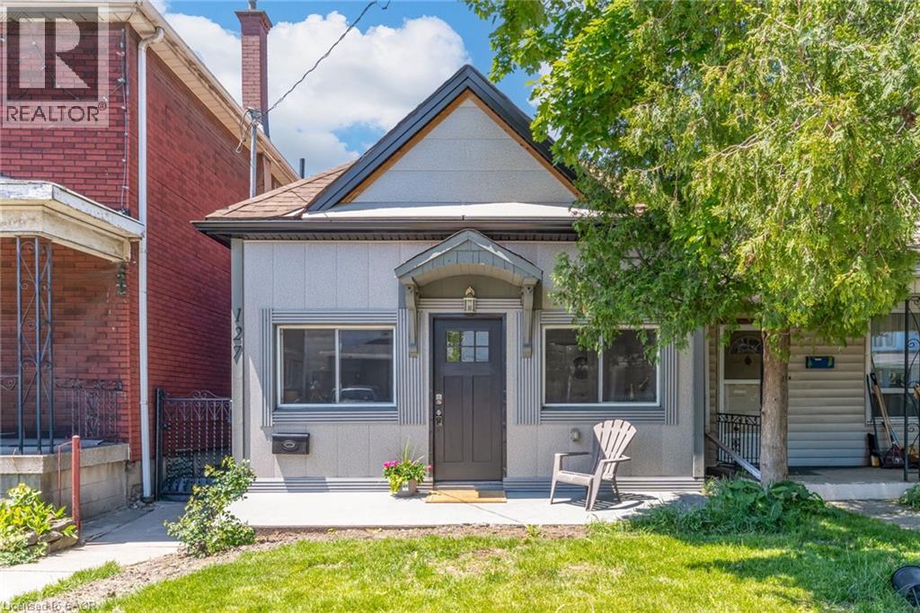 127 Barnesdale Avenue N, Hamilton, Ontario  L8L 6S8 - Photo 1 - 40833642